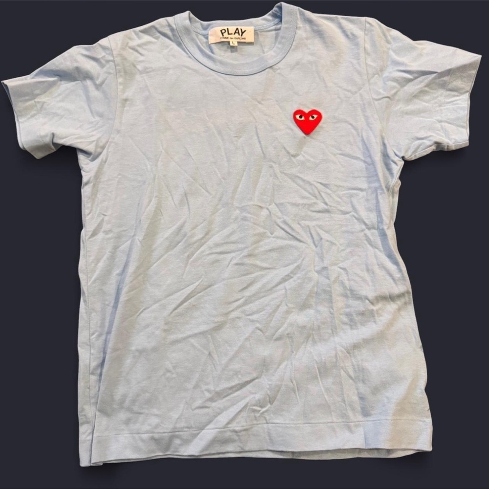 Light Blue Comme des Garçons Play heart t-shirt #CommeDesGarcons #HeartTee